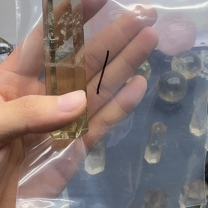 同***人水晶摆件未镶嵌天然水晶