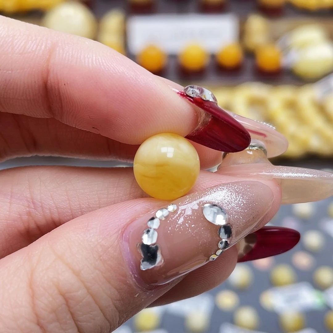 琥珀裸石未镶嵌蜜蜡圆珠10.4mm微瑕