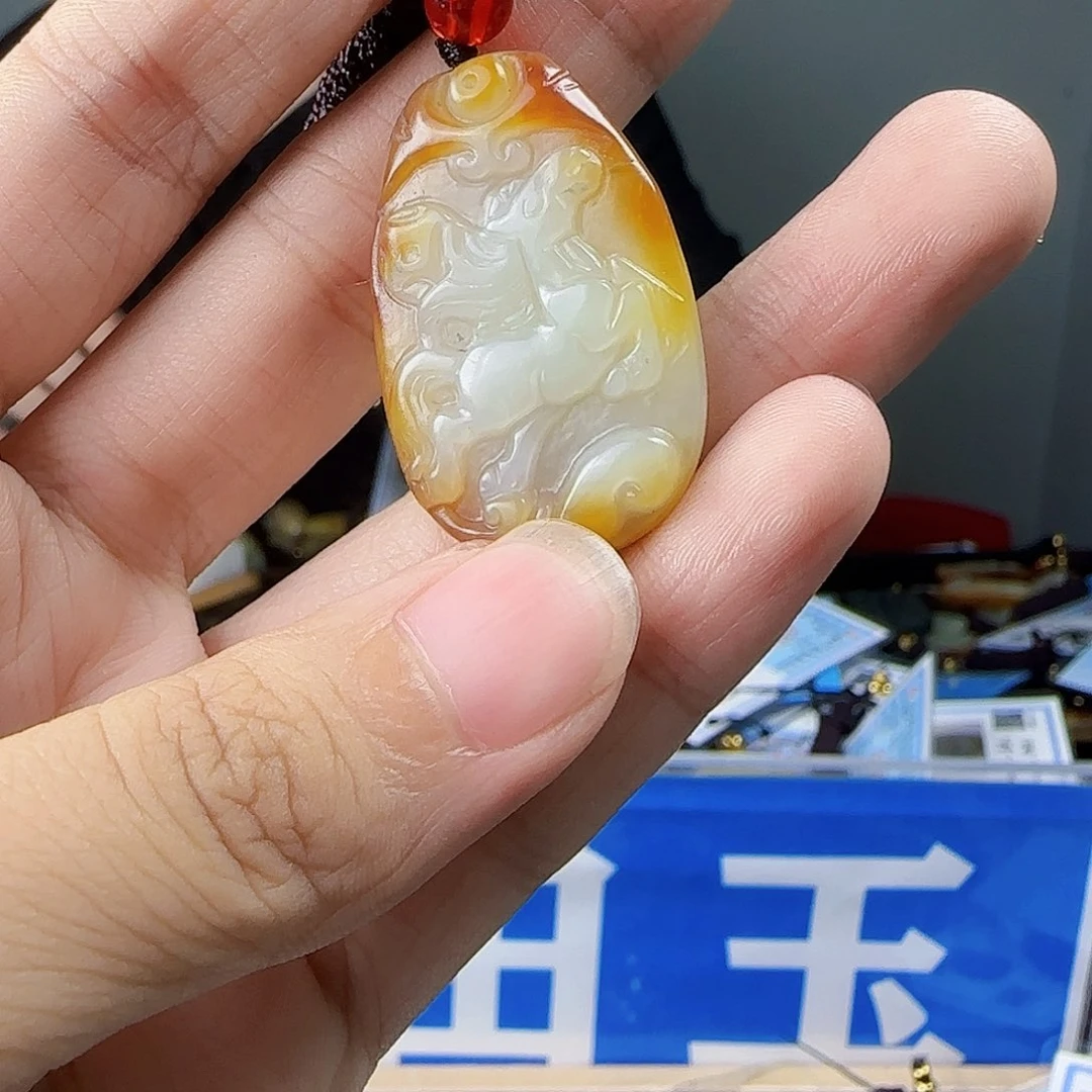 和田玉未镶嵌挂件