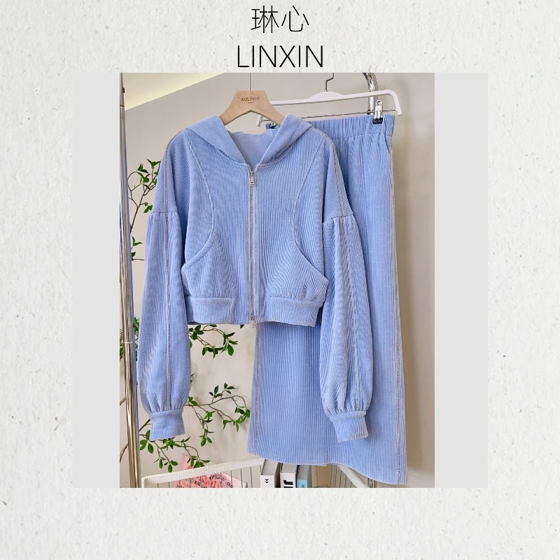 春夏时尚气质蓝色运动休闲套装 9043