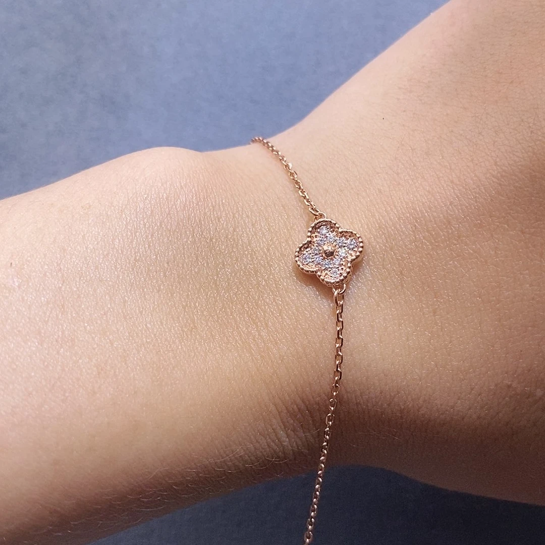 手链18K金镶嵌钻石小四叶草满钻手链k玫