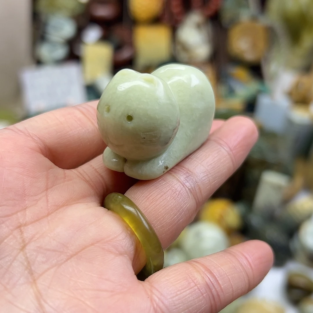 岫玉未镶嵌颈饰辽阳料水草趴趴猫