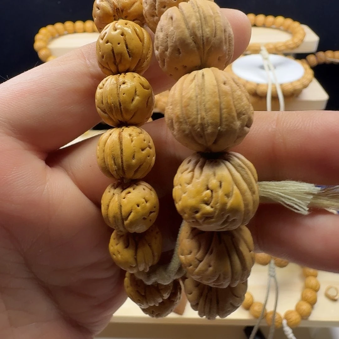 J***瑞桃核手串野生鸡肉纹