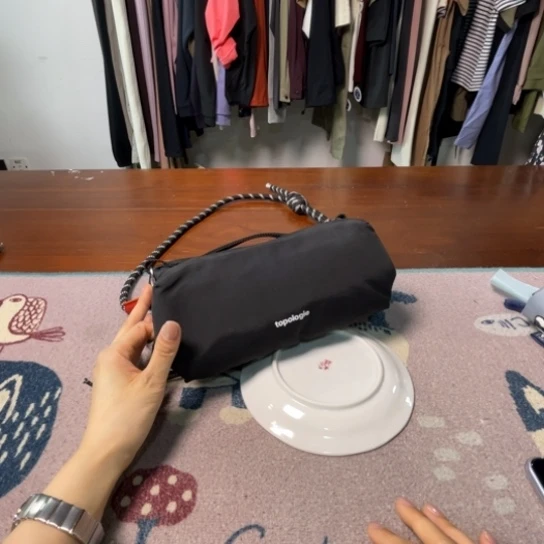 瓷片199。。。。。。。。。。。。。