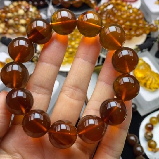 未镶嵌琥珀珠宝奇石