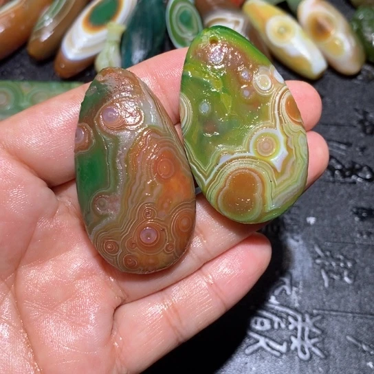 石英质玉珠宝半成品未镶嵌用****1