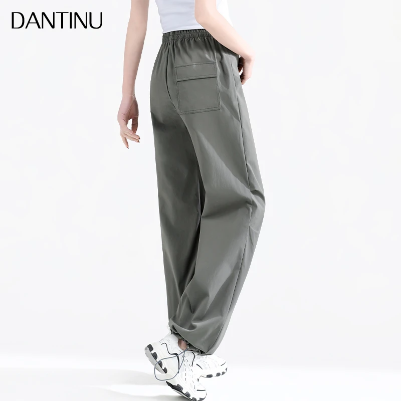 孕妇裤子春秋休闲工装裤新款外穿阔腿裤秋装束脚宽松直筒长裤