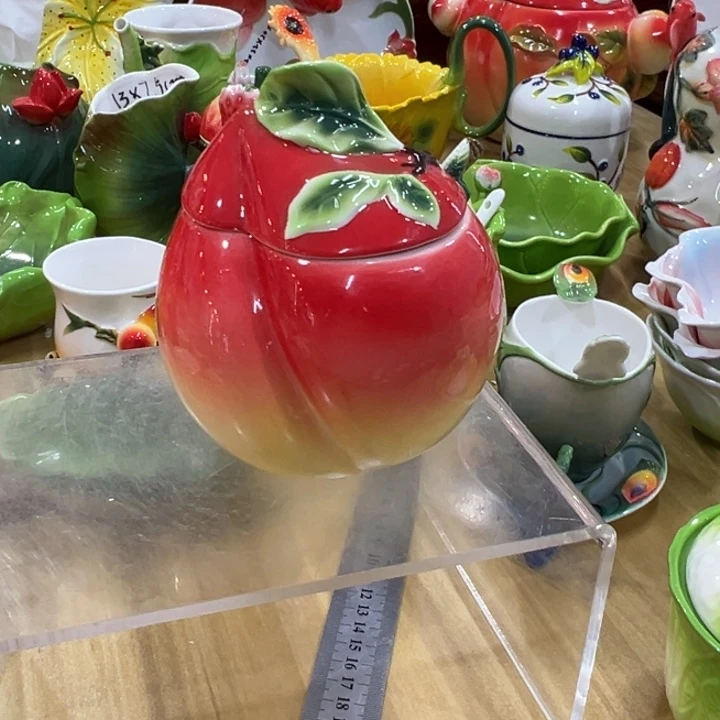 陶瓷等产品的生产和销售