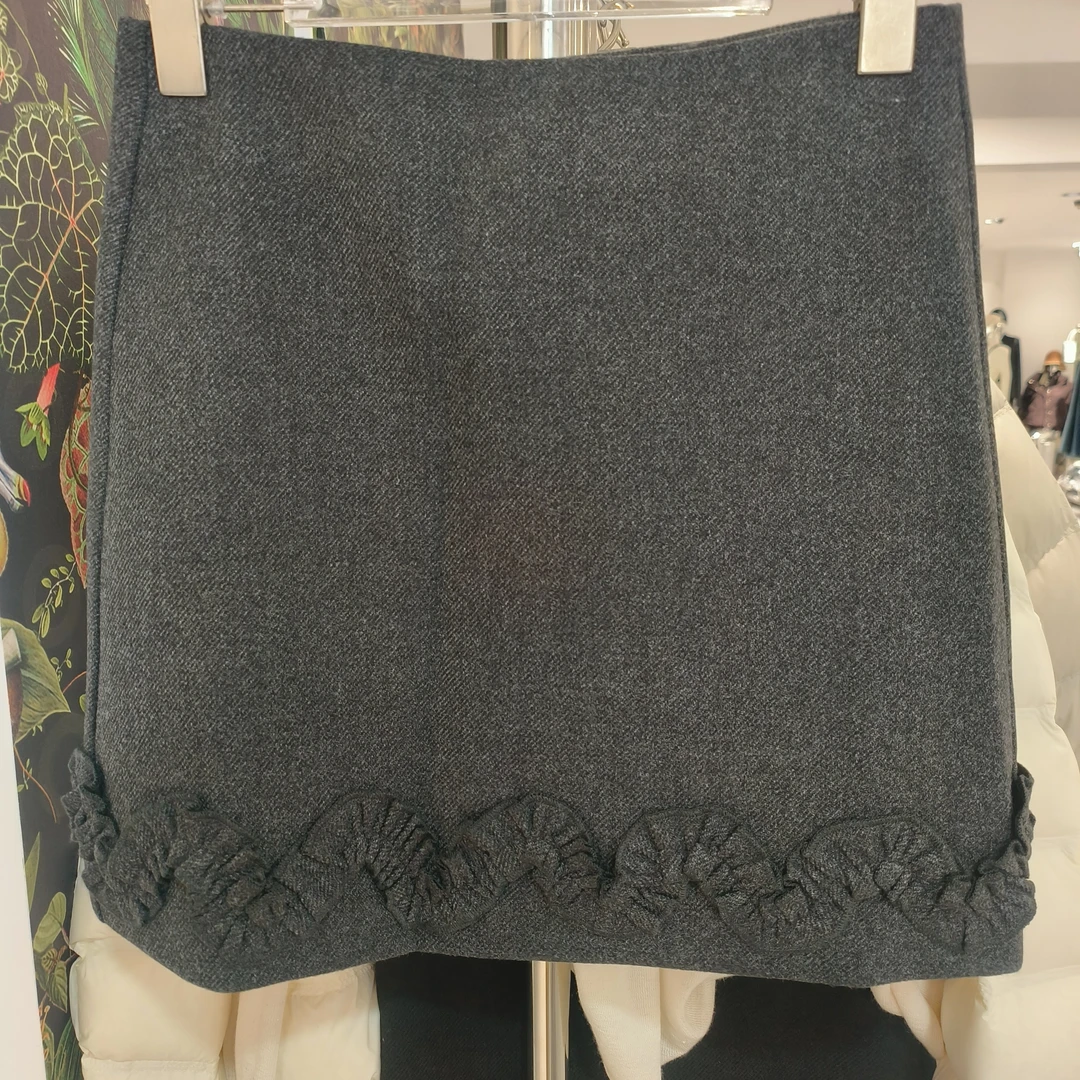 秋冬高腰显瘦百搭毛呢A字短款半身裙