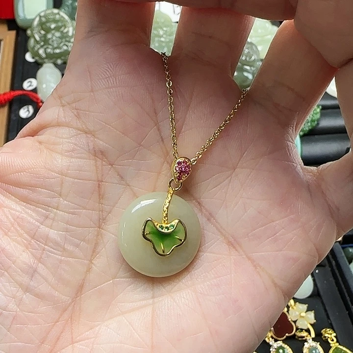 颈饰银S925镶嵌和田玉