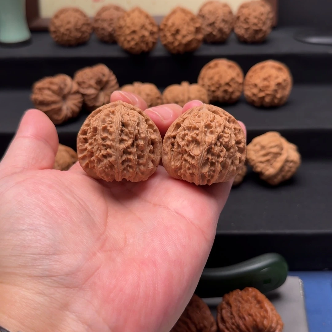 ****七吊坠文玩核桃三角白42