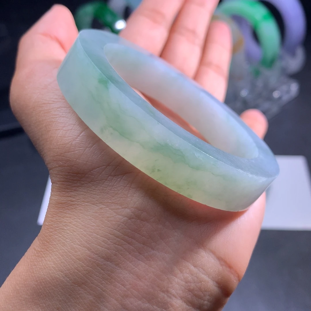 定制翡翠手镯未镶嵌