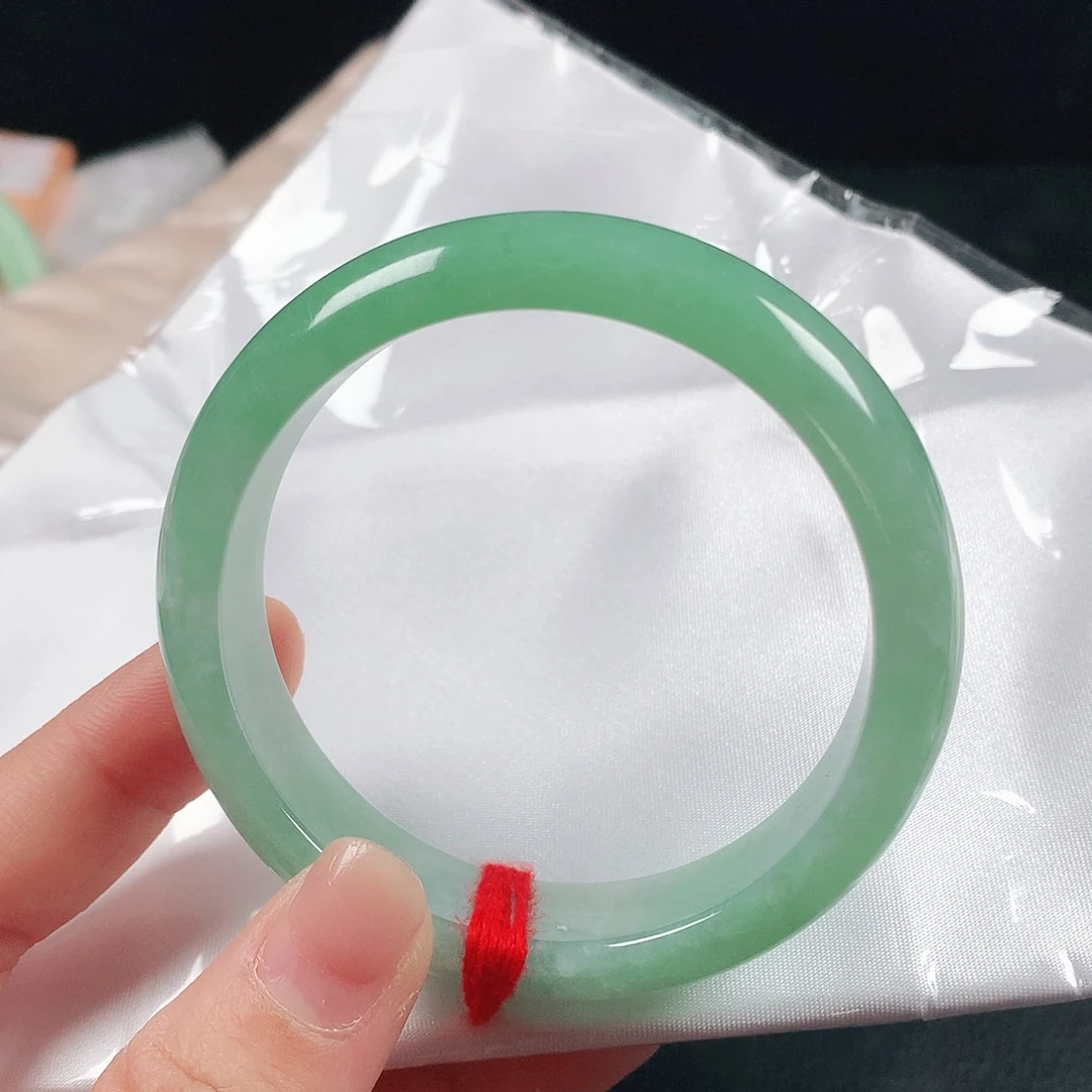 翡翠手镯未镶嵌57圈600114