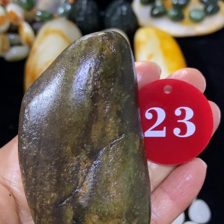 和田玉（糖玉）未镶嵌挂件