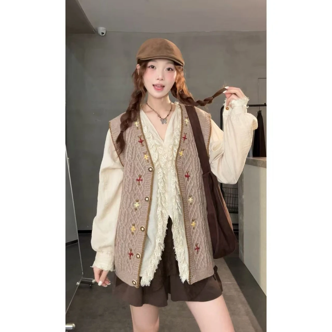 VGVL马甲秋季小众百搭文艺感刺绣针织马甲女