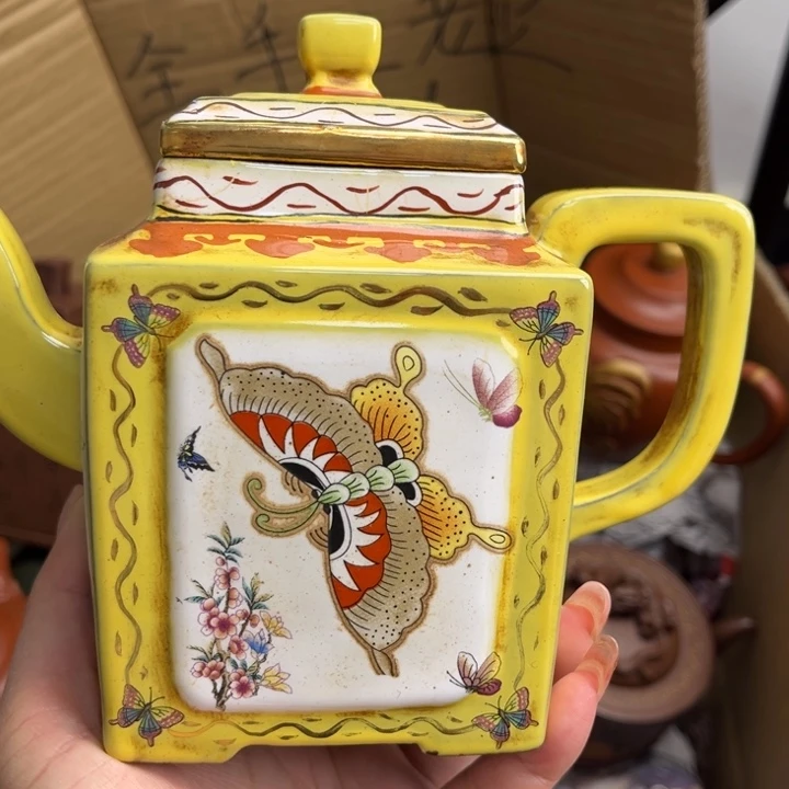 福***多茶壶段泥紫砂壶的设计