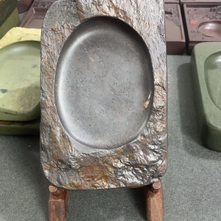 广东肇庆原石端砚
