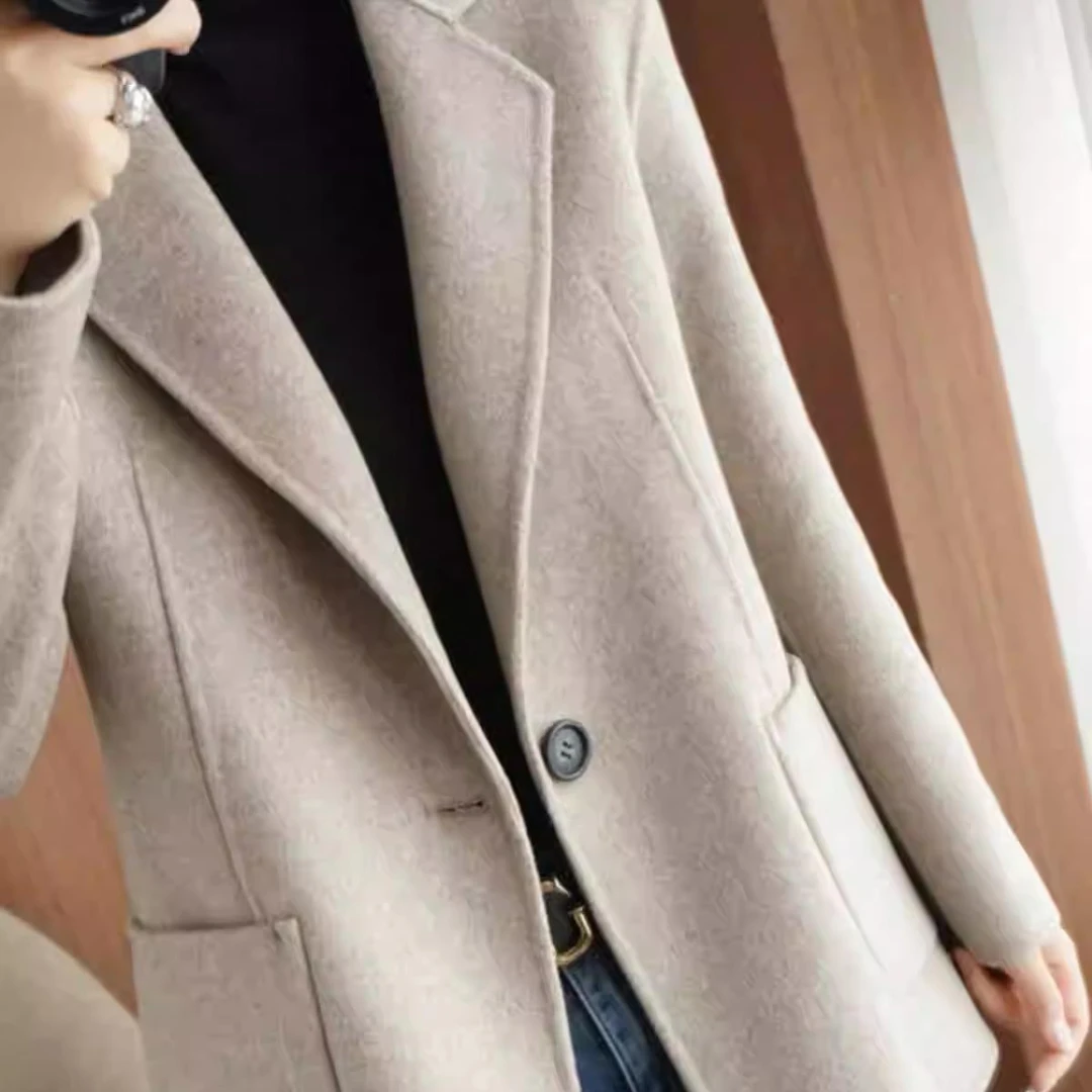 高端赫本风宽松羊绒毛呢大衣2025年秋冬新款西装双面呢外套女宽松