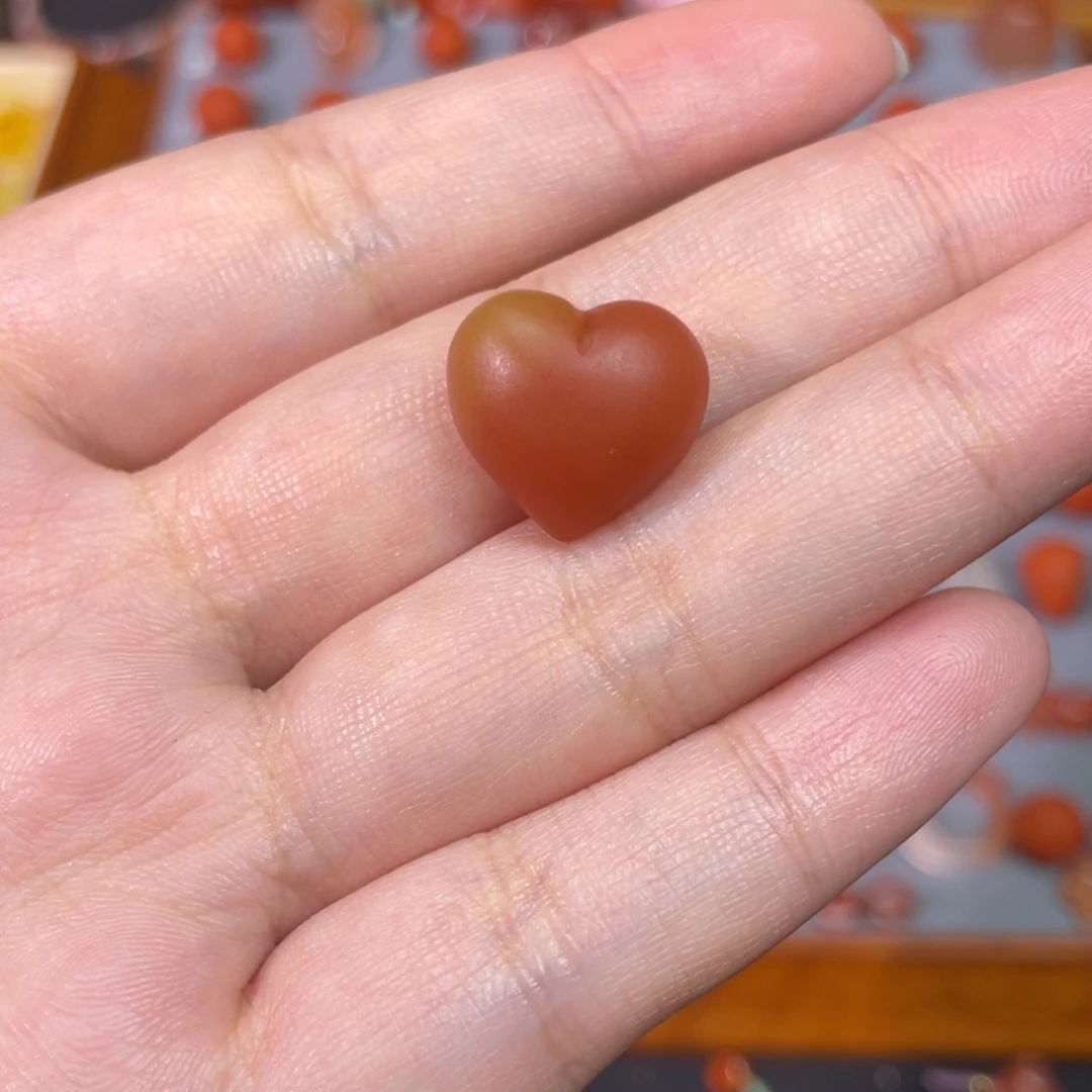 安***然玛瑙/玉髓未镶嵌屁桃心