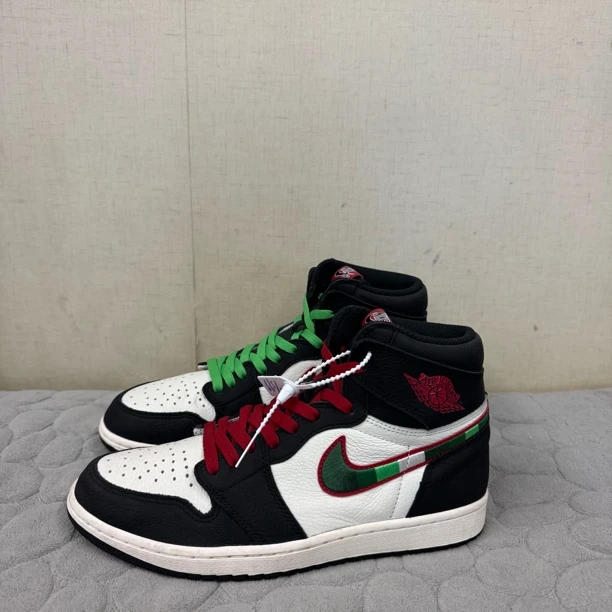 95新 MM6 44码/aj1体育画报/无原盒/板鞋