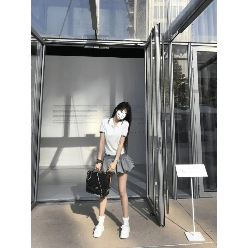 学院风时尚polo领显瘦针织衫T恤+深灰色打揽花苞半身裙裤 21606#