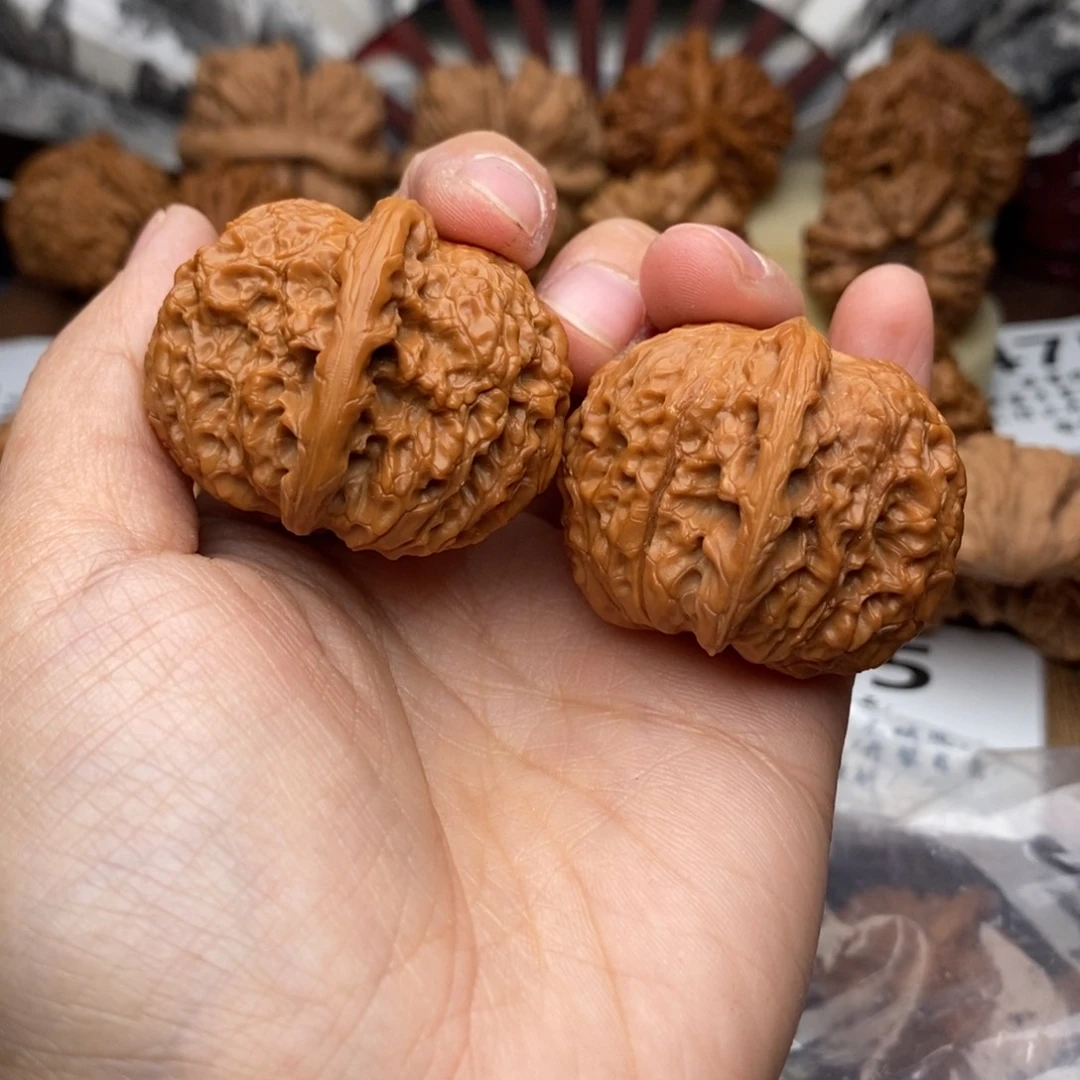 文玩核桃把件513号38血麒麟