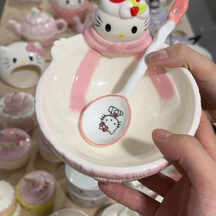 紫砂在干嘛呀亲爱呢