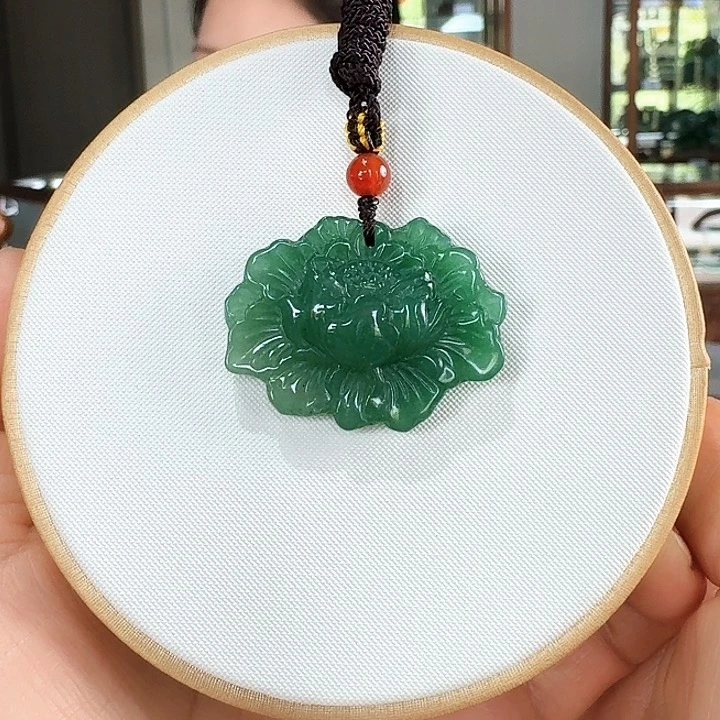 密玉（石英质玉）吊坠未镶嵌
