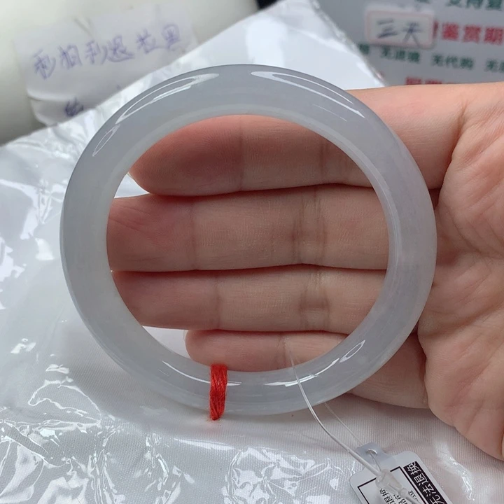 未镶嵌手镯（圆镯）翡翠5657