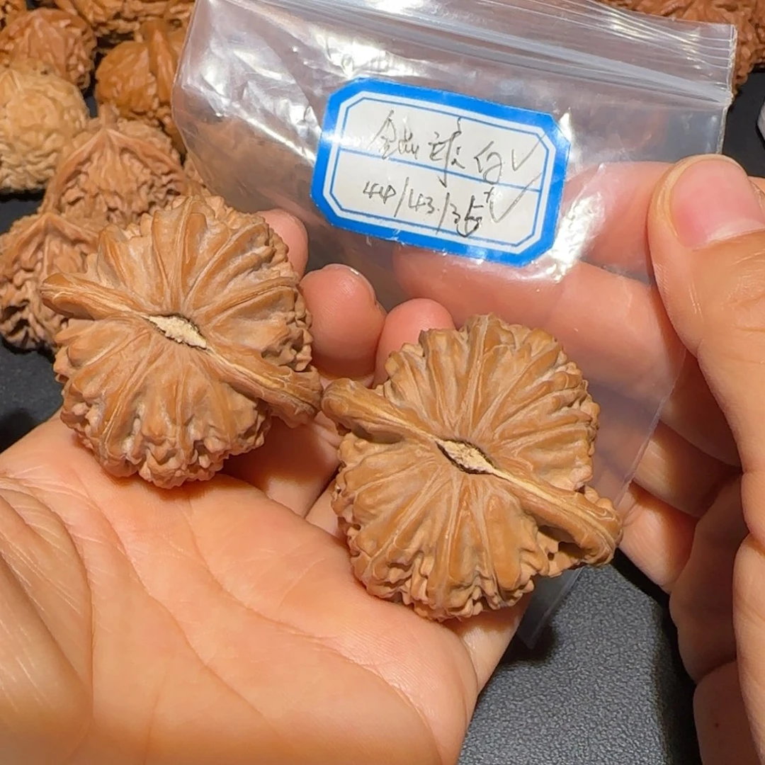 把件文玩核桃飞飞飞飞