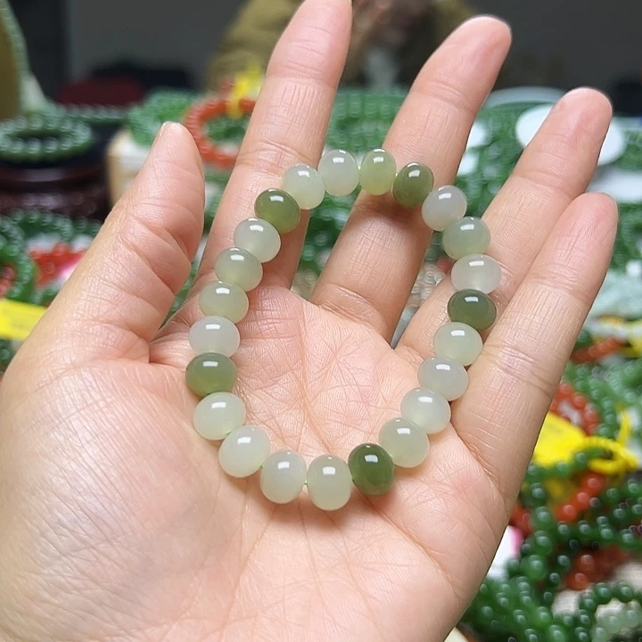 和田玉未镶嵌手链