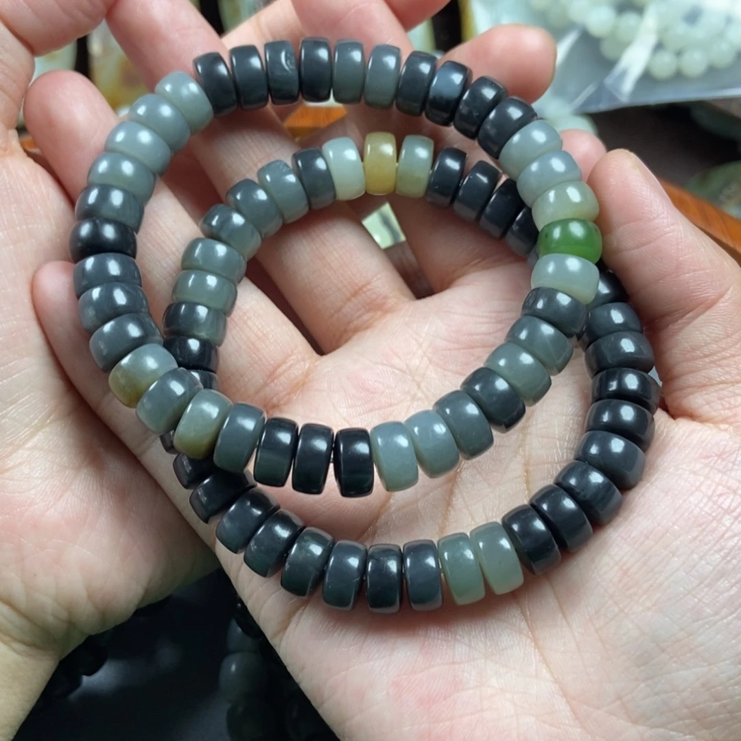 和田玉把件未镶嵌伟*吖