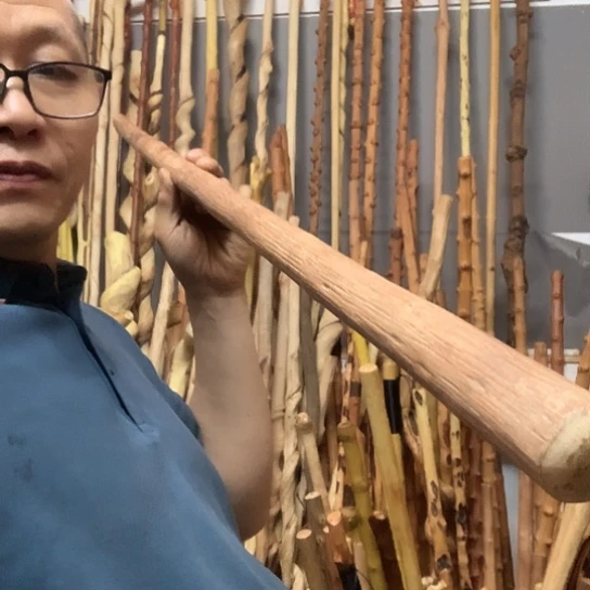 宝***爹铁匠木鞭杆长133厘米