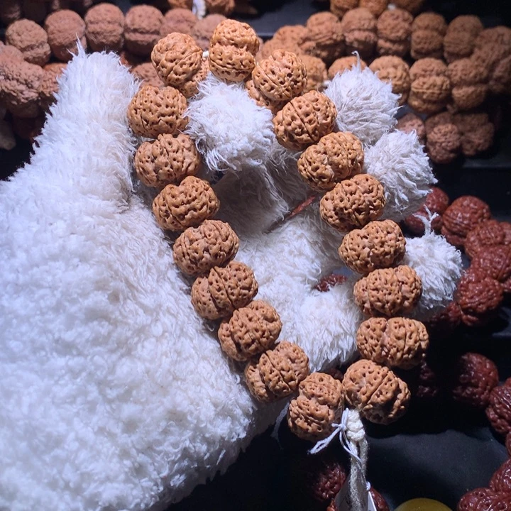 金刚菩提吊坠21尺梁飞碟梅花定制款