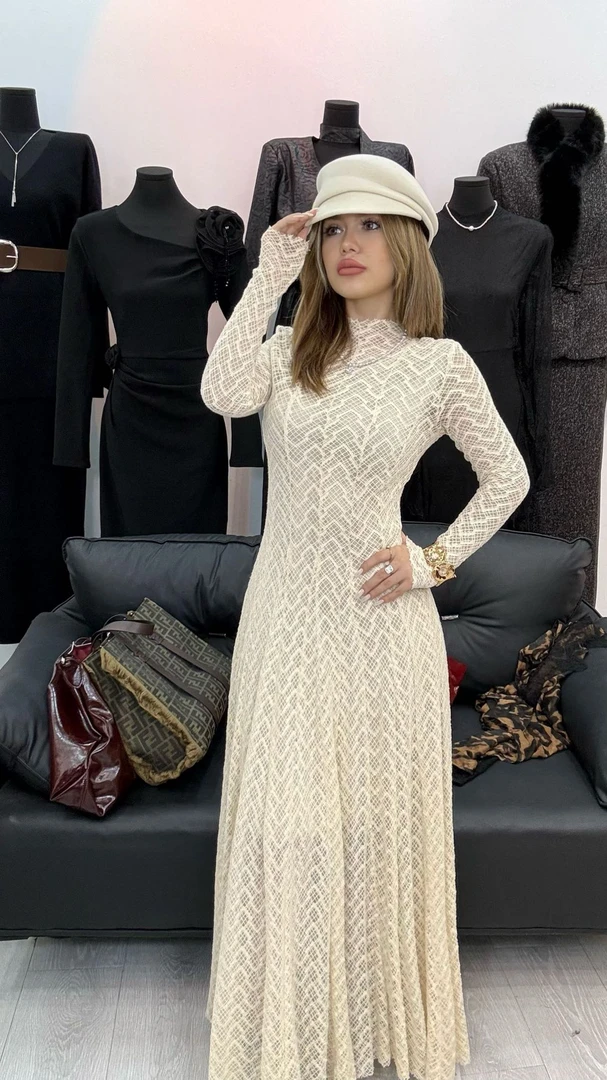 新款高级感连衣裙