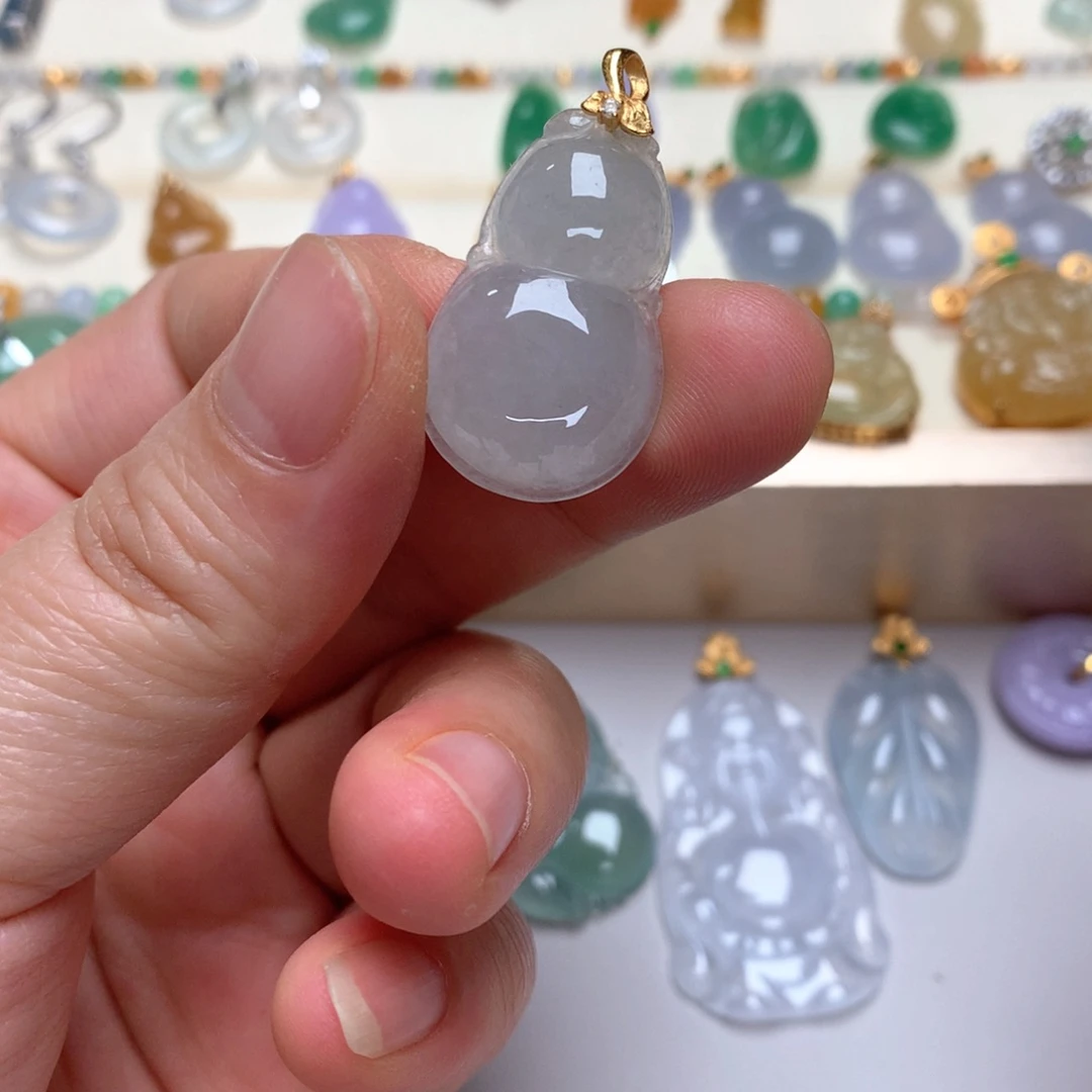 翡翠银S925镶嵌颈饰翡翠葫芦