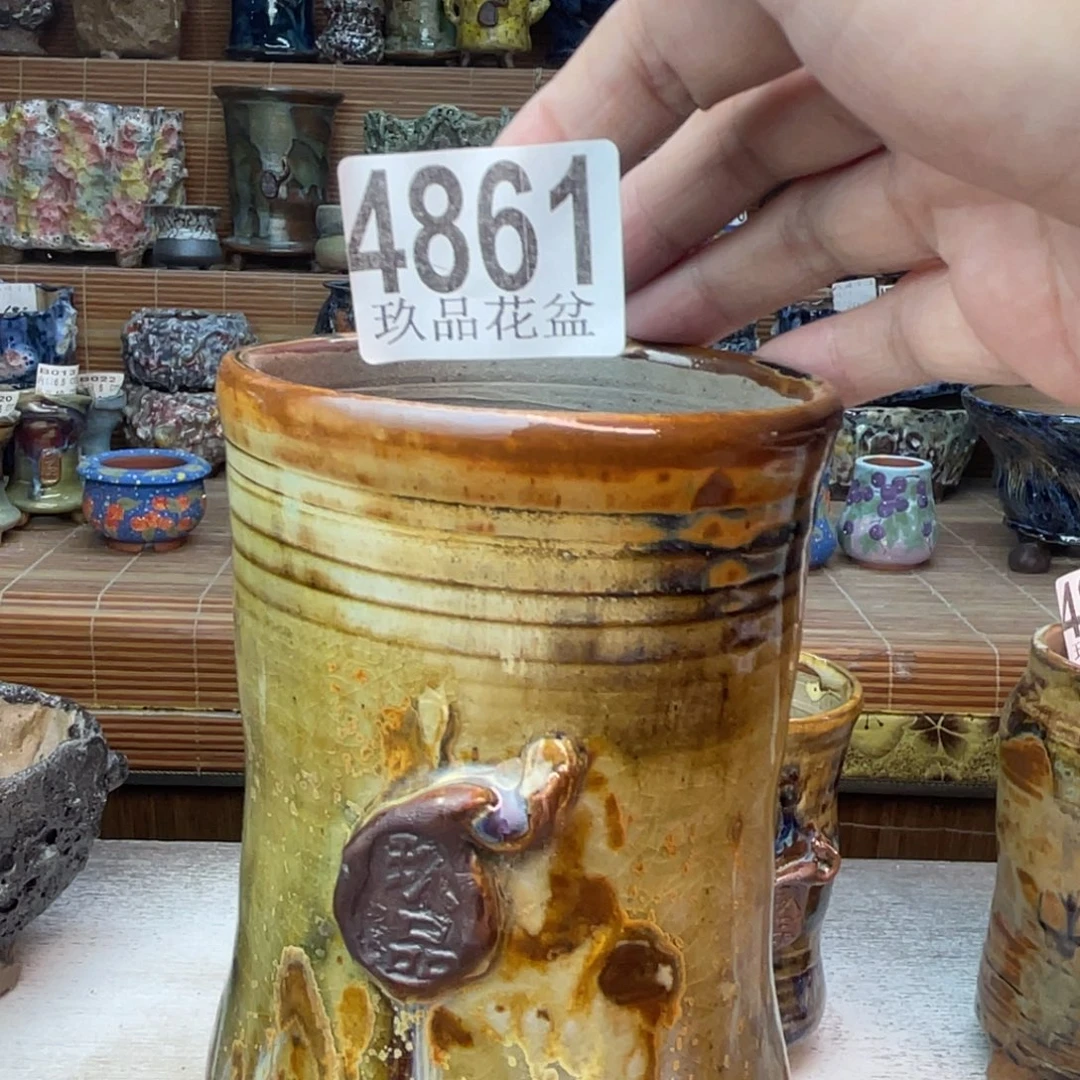 景德镇陶瓷手工花盆默认瑕疵