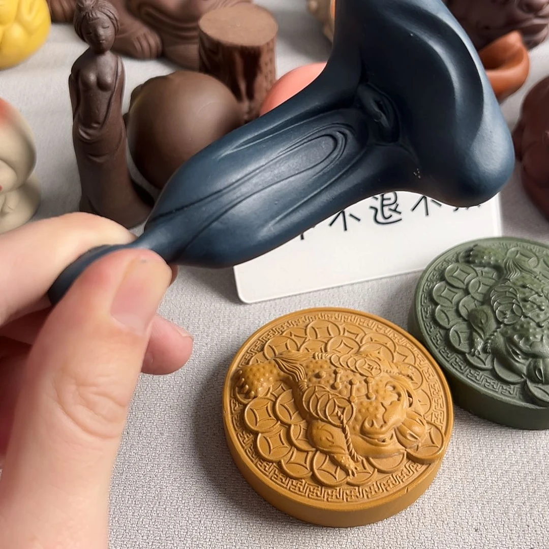 紫砂茶宠福*临紫砂瑕疵