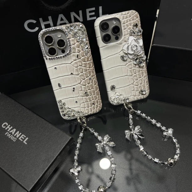 轻奢名媛风手工水钻半包手机壳适用苹果16promax/15/14/13prp