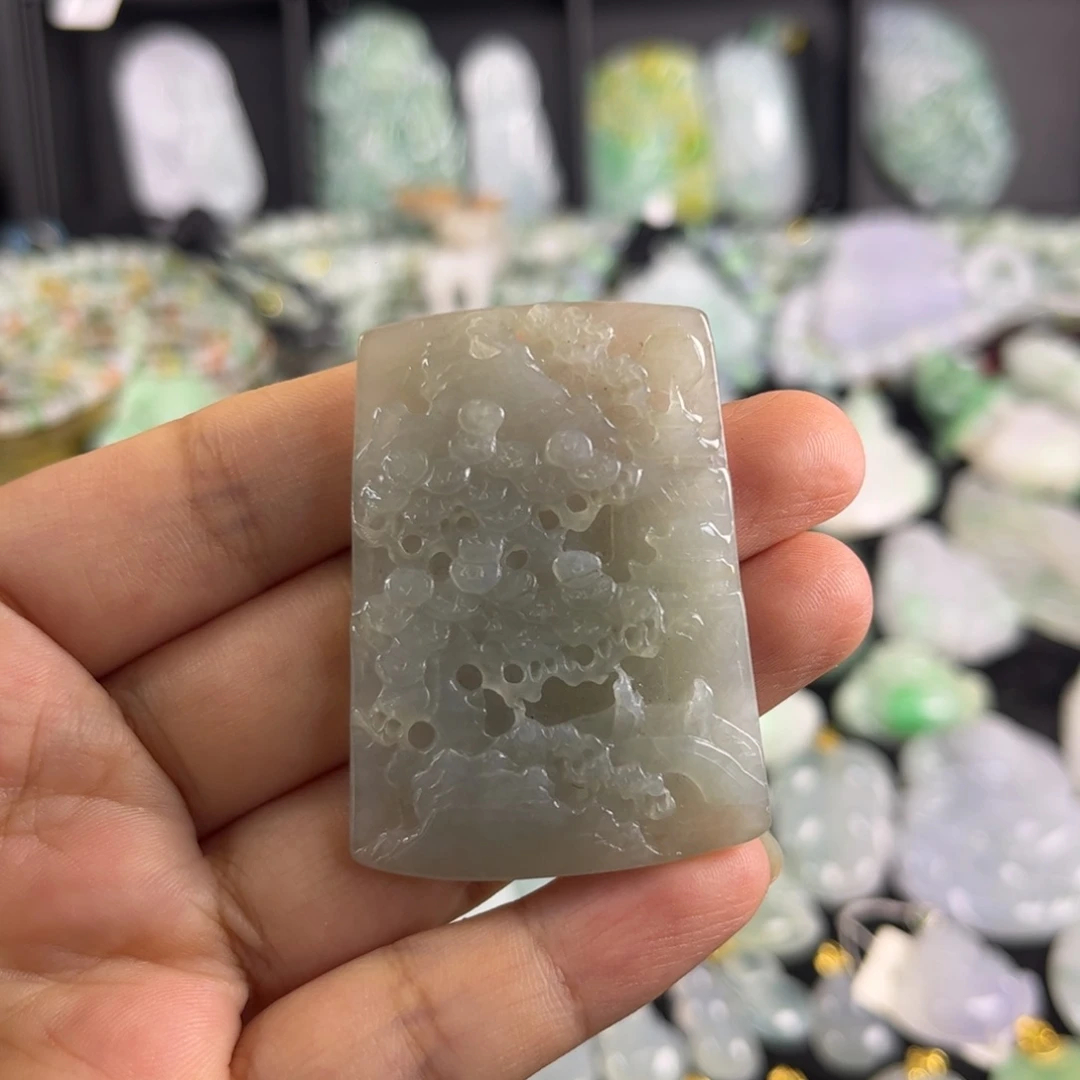 吊坠(不含链)未镶嵌翡翠