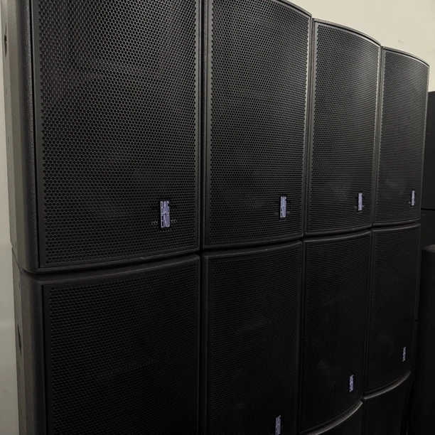 9新  美国佰利衡高端系列12寸音响四件套➕欢唱客点歌机