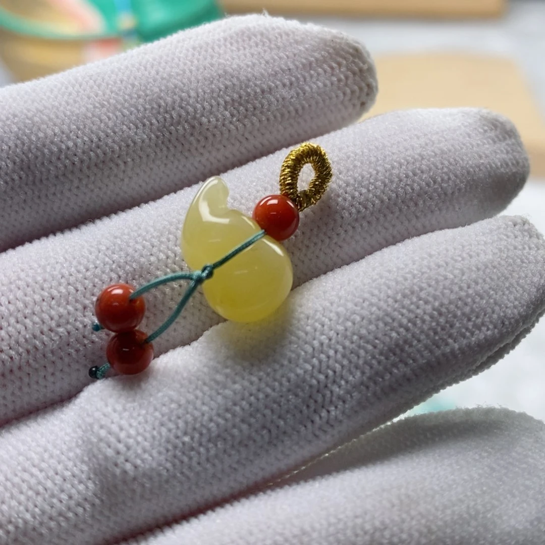 南红玛瑙颈饰未镶嵌