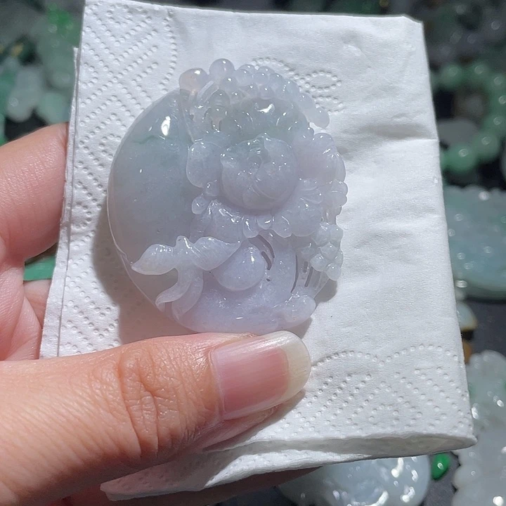 颈饰未镶嵌翡翠天