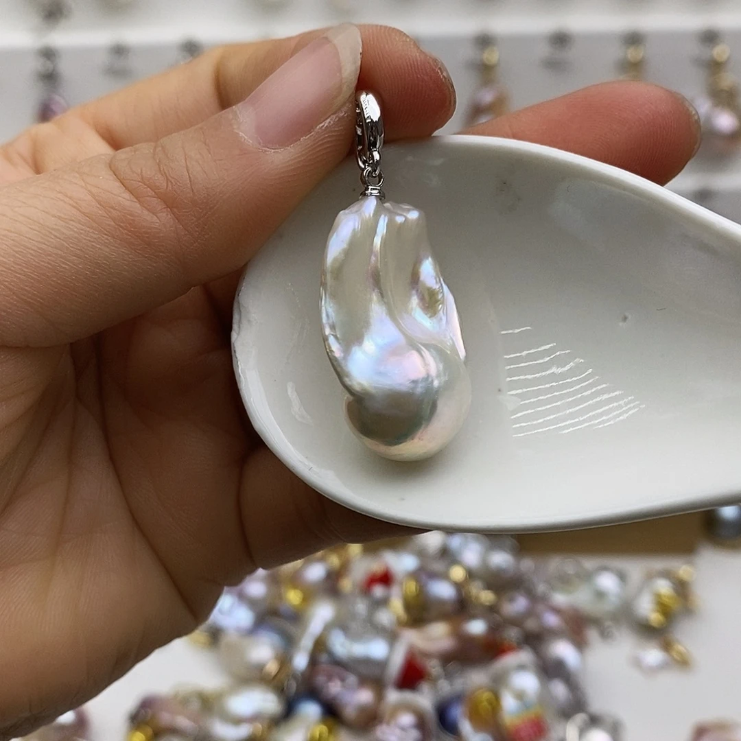 未镶嵌淡水珍珠颈饰