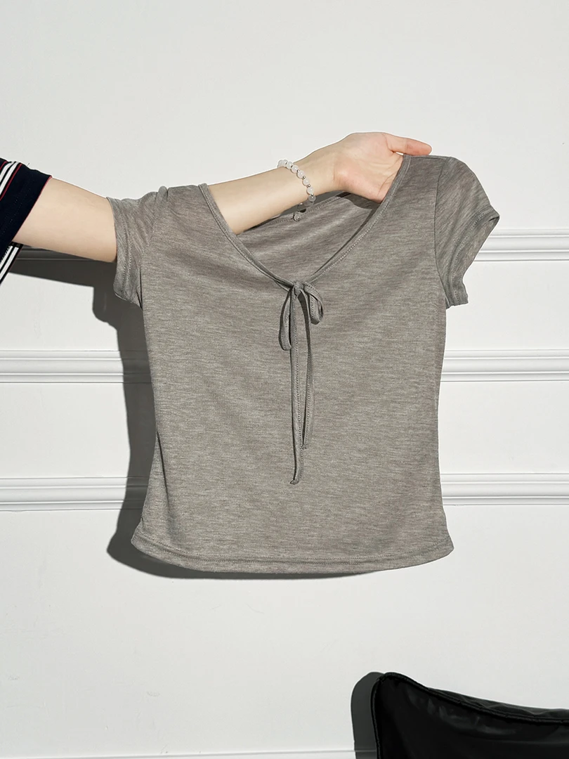 冰丝绝美设计感蝴蝶结绑带露锁骨短袖t恤女夏季微透修身小上衣