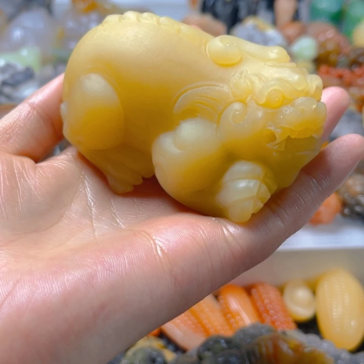 石英质玉挂件未镶嵌