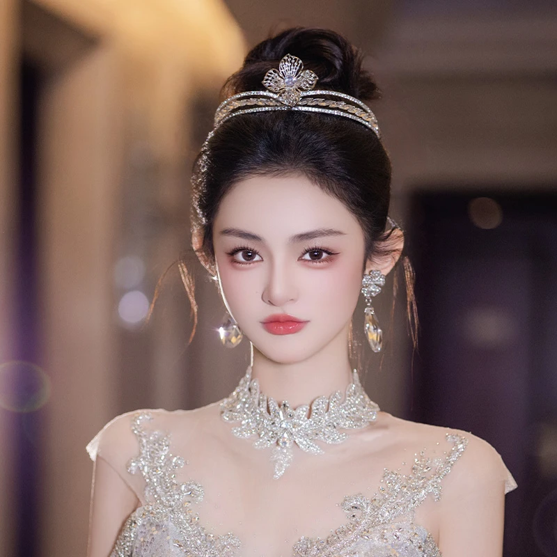 合金婚庆饰品 新款新娘简约款水钻婚礼皇冠公主生日晚会王冠MT049