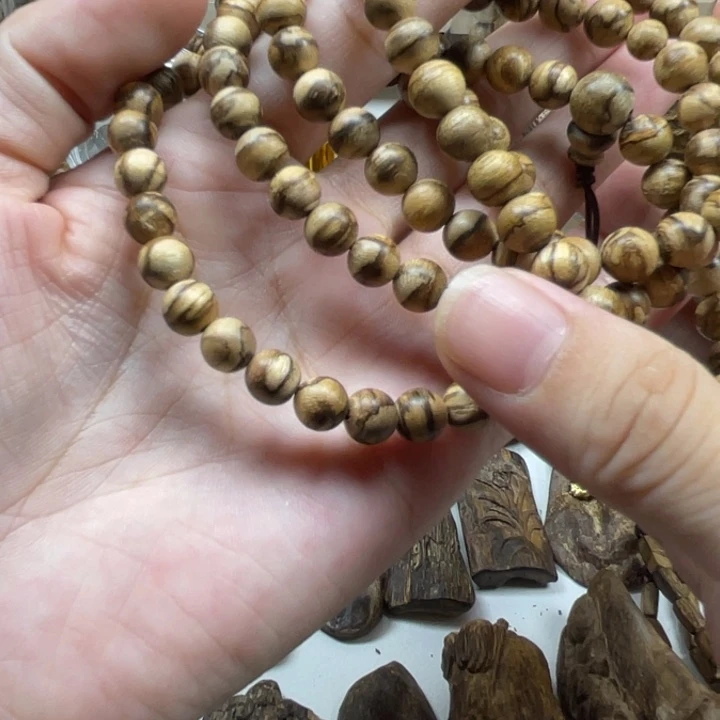 保***兽沉香碎屑沉香手串