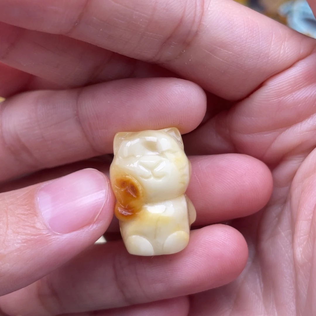 裸石琥珀未镶嵌蜜蜡