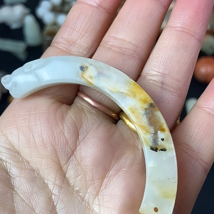 和田玉（糖玉）挂件未镶嵌